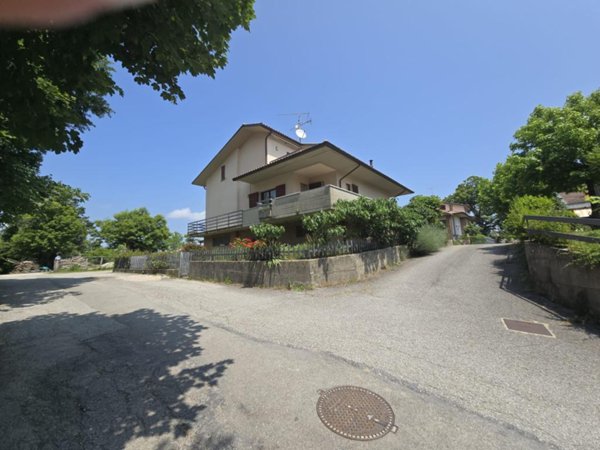 casa indipendente in vendita a Bagno di Romagna in zona Acquapartita