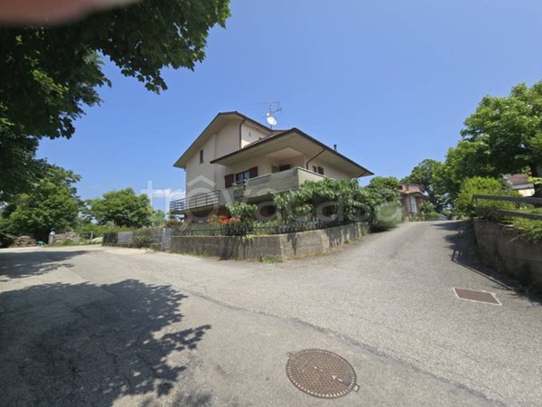 casa indipendente in vendita a Bagno di Romagna in zona Acquapartita