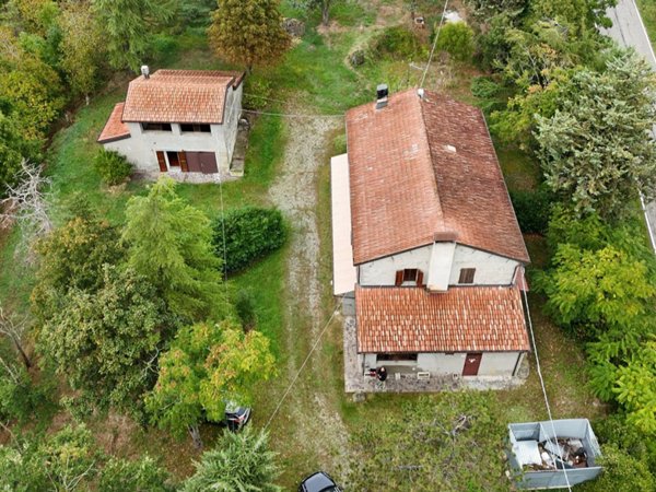 casa indipendente in vendita a Bagno di Romagna