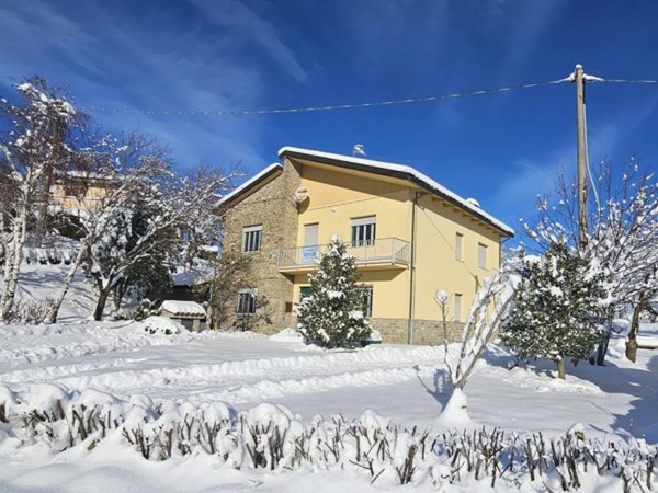 casa indipendente in vendita a Bagno di Romagna in zona Valgianna