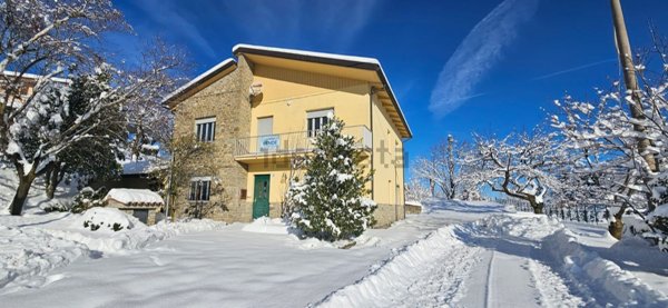 casa indipendente in vendita a Bagno di Romagna in zona Acquapartita