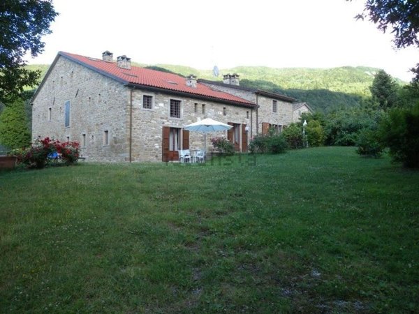 casa indipendente in vendita a Bagno di Romagna