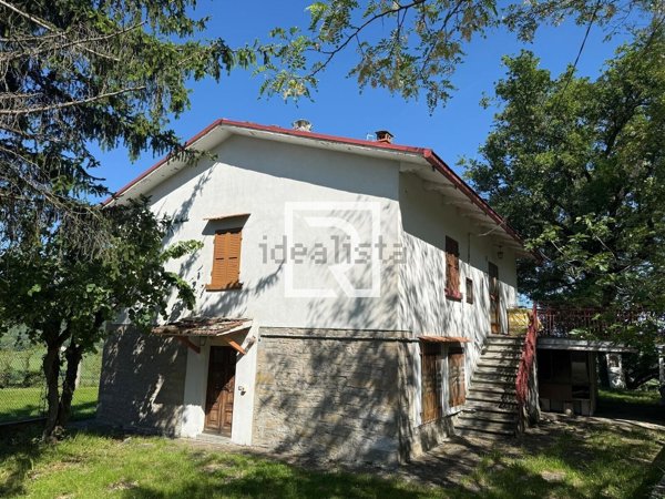 casa indipendente in vendita a Bagno di Romagna