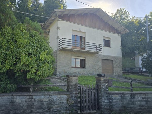 casa indipendente in vendita a Bagno di Romagna in zona Acquapartita