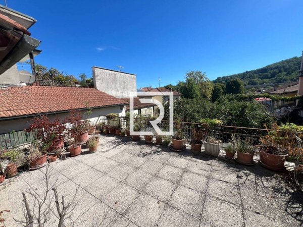 casa indipendente in vendita a Bagno di Romagna in zona Larciano