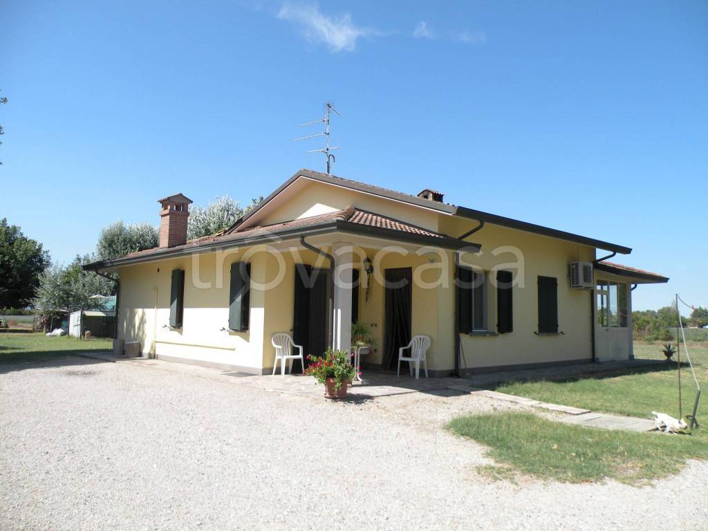 casa indipendente in vendita a Bertinoro