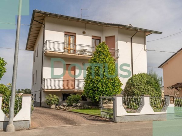 appartamento in vendita a Bertinoro in zona Capocolle