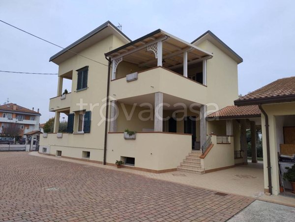 casa indipendente in vendita a Bertinoro in zona Santa Maria Nuova Spallicci