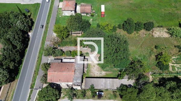 negozio in vendita a Bertinoro in zona Panighina
