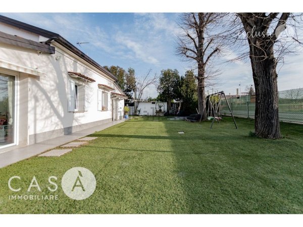 casa indipendente in vendita a Bertinoro in zona Panighina