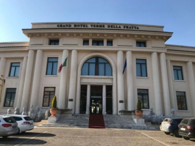 negozio in vendita a Bertinoro in zona Fratta Terme