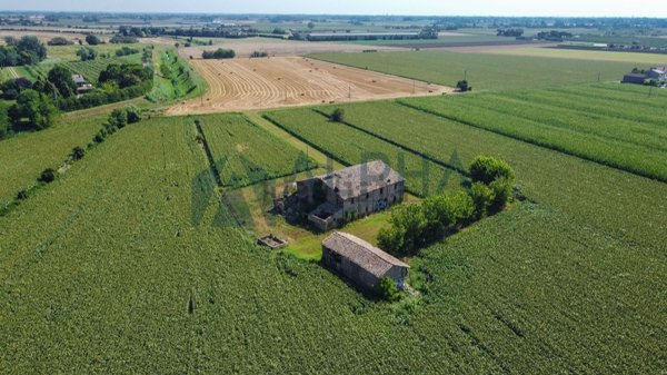 casa indipendente in vendita a Bertinoro