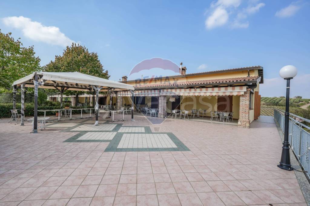 negozio in vendita a Bertinoro