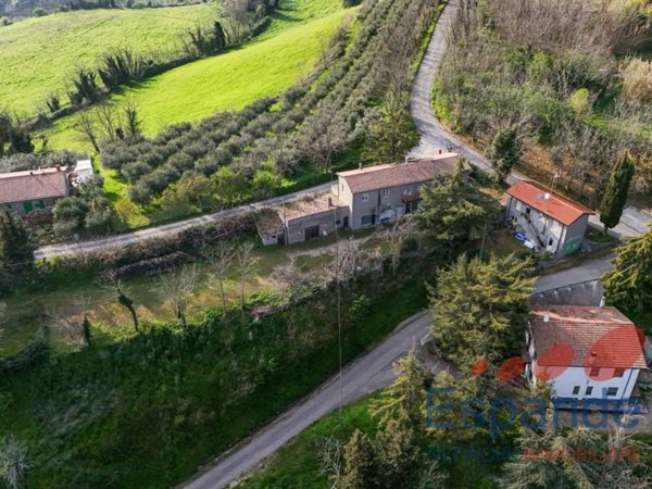 casa indipendente in vendita a Bertinoro in zona Collinello