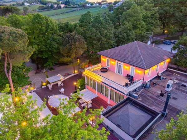 intera palazzina in vendita a Bertinoro in zona Panighina