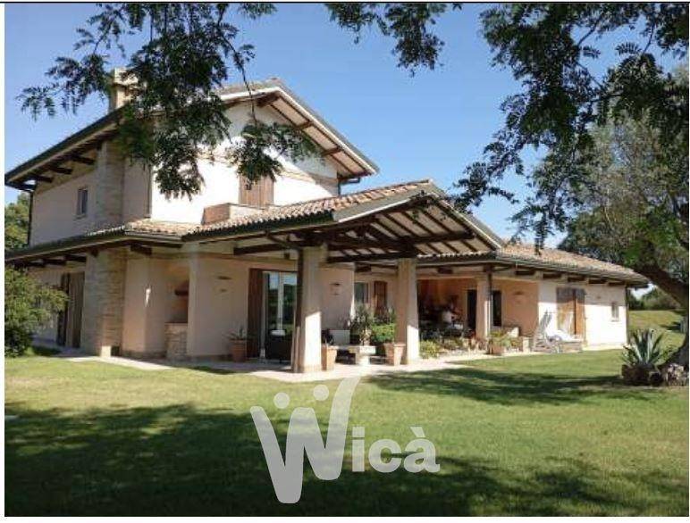 casa indipendente in vendita a Bertinoro