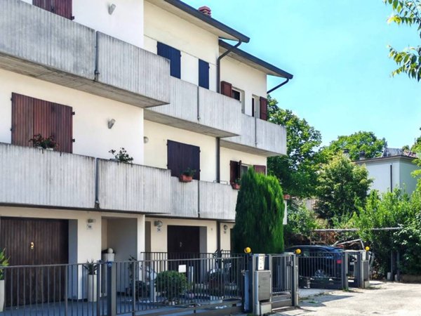 casa indipendente in vendita a Bertinoro in zona Panighina