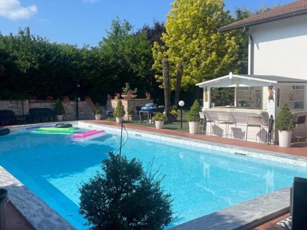 villa in vendita a Bertinoro in zona Fratta Terme