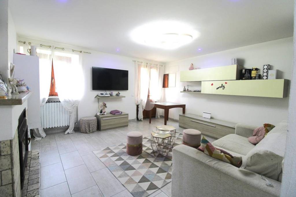 appartamento in vendita a Bertinoro in zona Capocolle