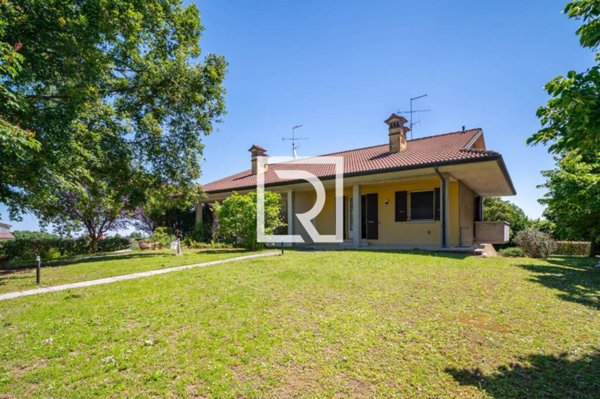 casa indipendente in vendita a Bertinoro