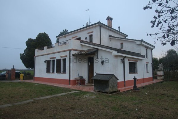casa indipendente in vendita a Bertinoro
