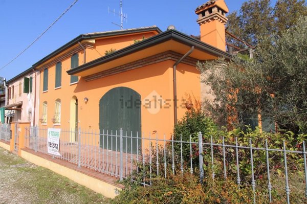 casa indipendente in vendita a Bertinoro