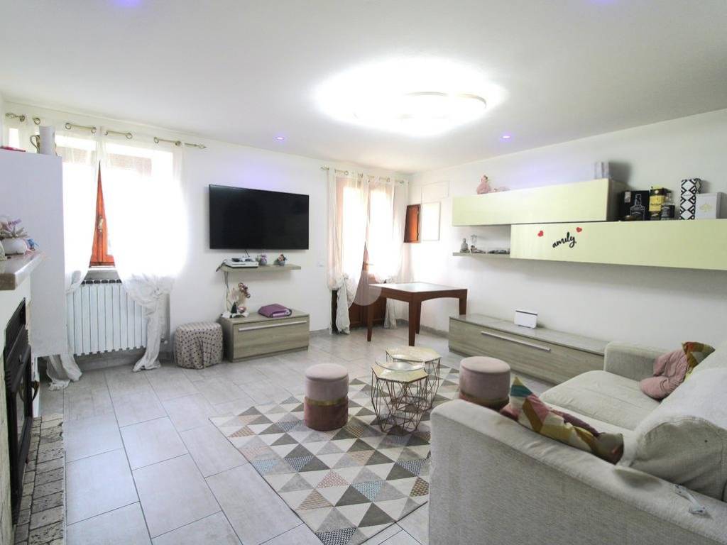 appartamento in vendita a Bertinoro in zona Capocolle