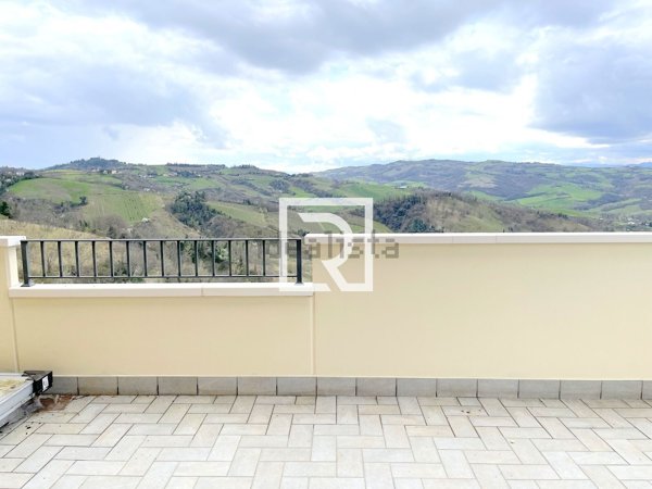 casa indipendente in vendita a Bertinoro in zona Collinello