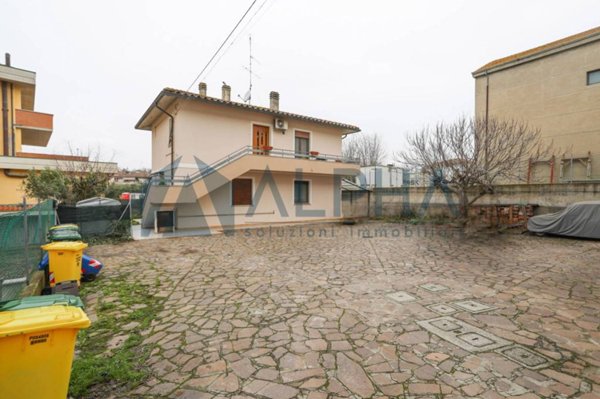 casa indipendente in vendita a Bertinoro in zona Fratta Terme