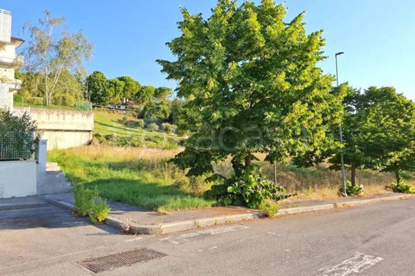 terreno edificabile in vendita a Bertinoro