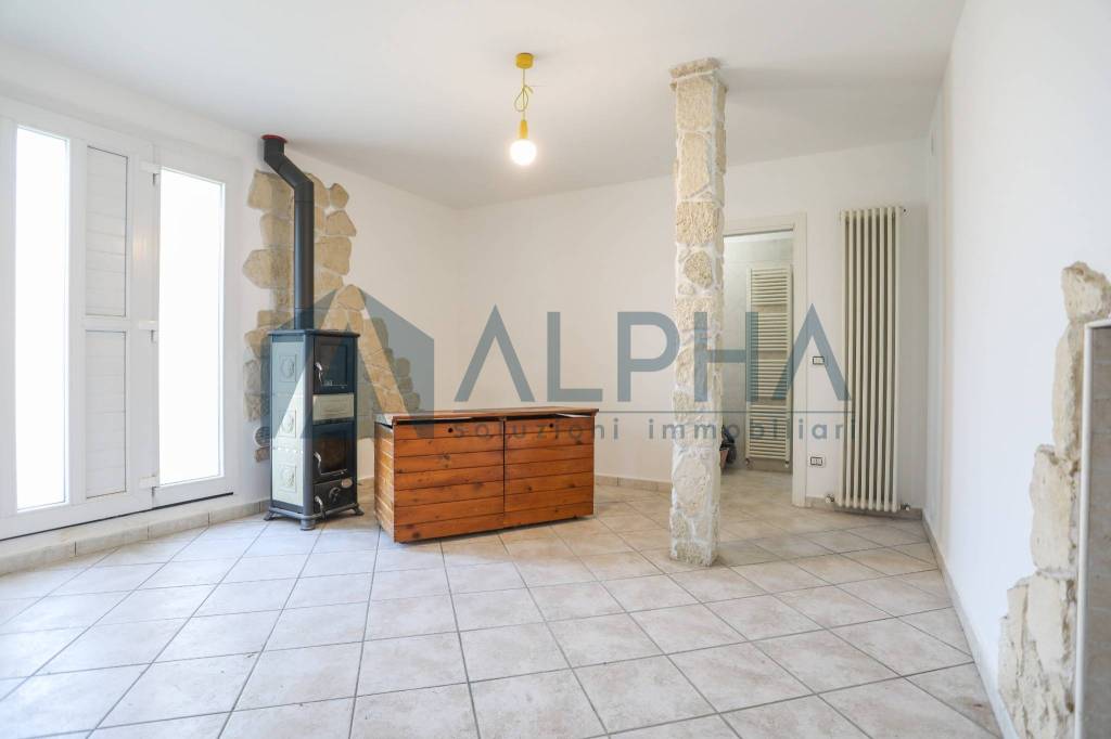 casa indipendente in vendita a Bertinoro