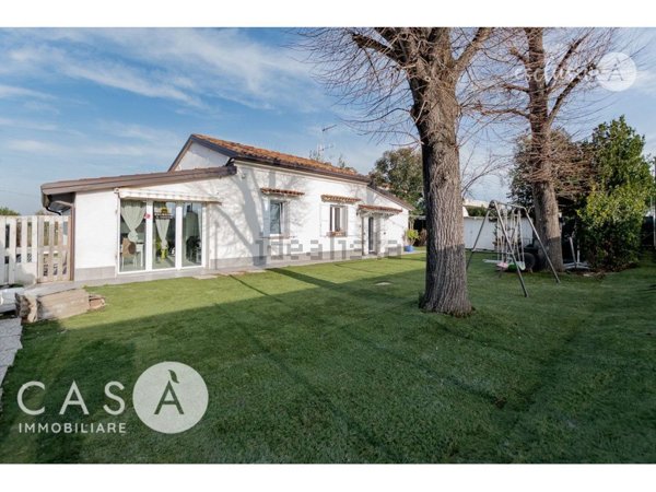 casa indipendente in vendita a Bertinoro in zona Panighina