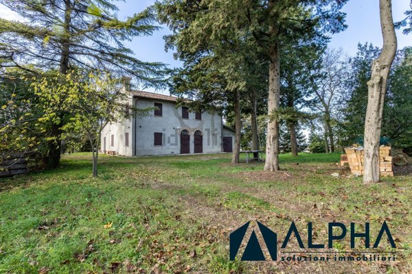 casa indipendente in vendita a Bertinoro