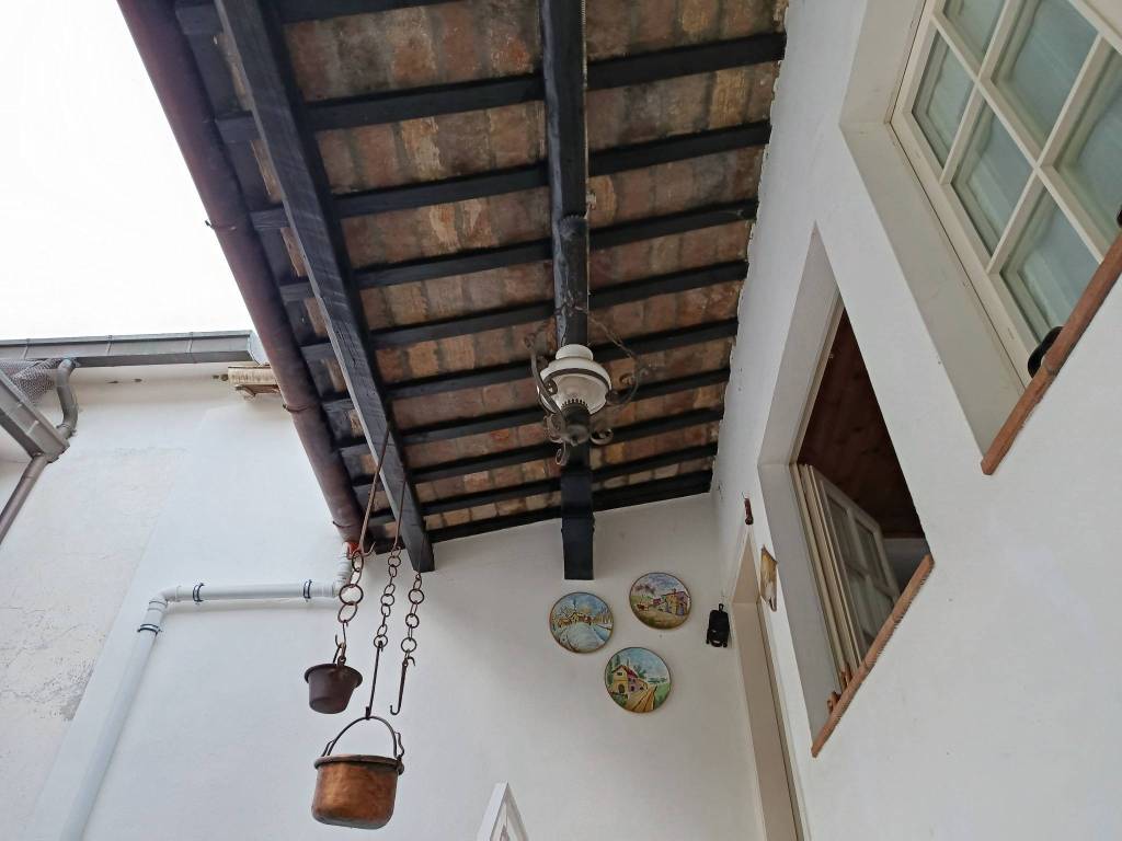 casa indipendente in vendita a Bertinoro