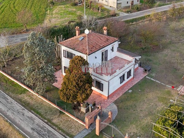 casa indipendente in vendita a Bertinoro in zona Santa Maria Nuova Spallicci