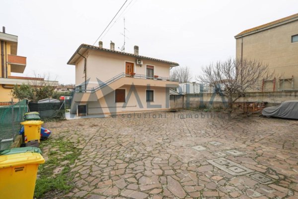 casa indipendente in vendita a Bertinoro in zona Fratta Terme