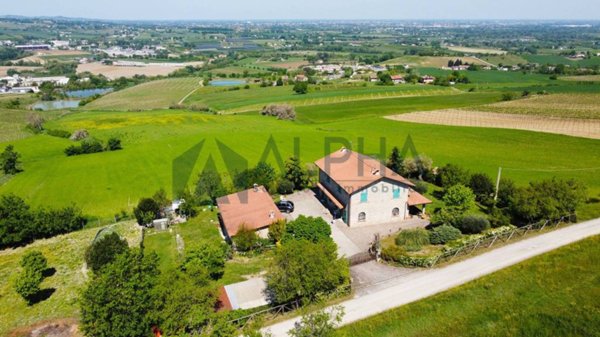casa indipendente in vendita a Bertinoro in zona Fratta Terme