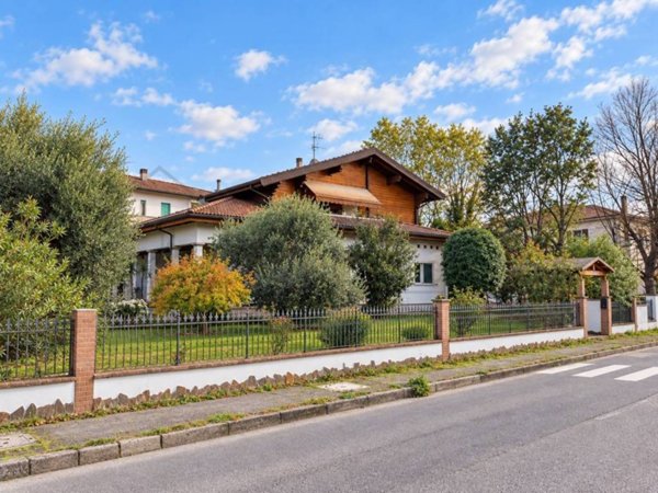 casa indipendente in vendita a Bertinoro in zona Panighina