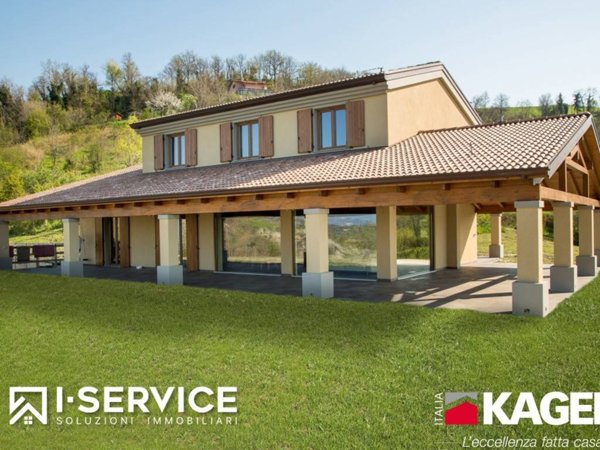 casa indipendente in vendita a Borghi