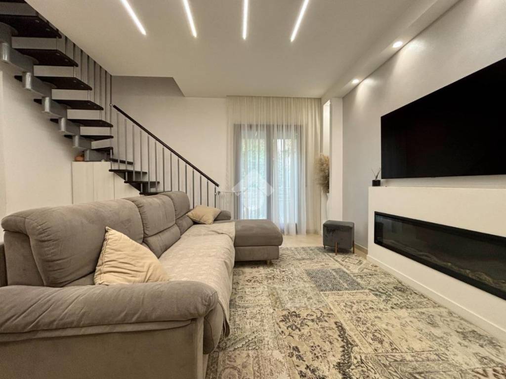 appartamento in vendita a Borghi in zona Lo Stradone