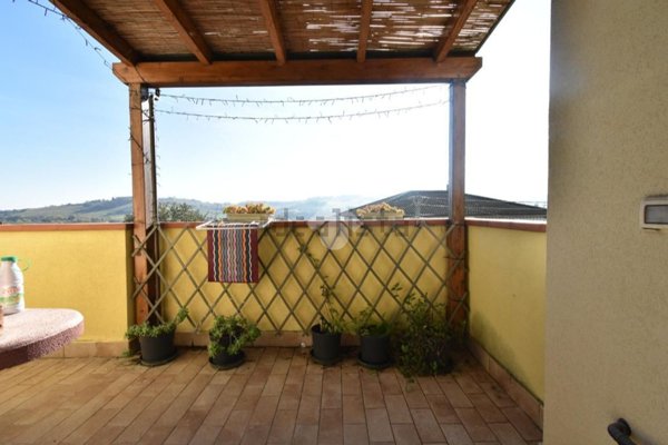 appartamento in vendita a Borghi