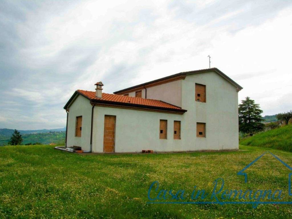 casa indipendente in vendita a Borghi