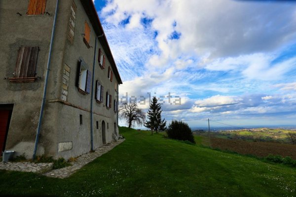 appartamento in vendita a Borghi