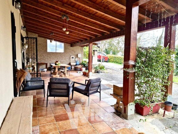 casa indipendente in vendita a Borghi in zona Lo Stradone