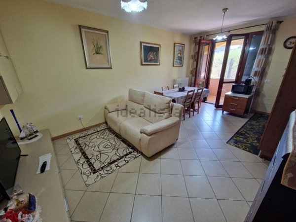 appartamento in vendita a Borghi