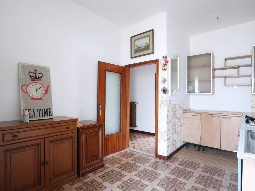 appartamento in vendita a Borghi