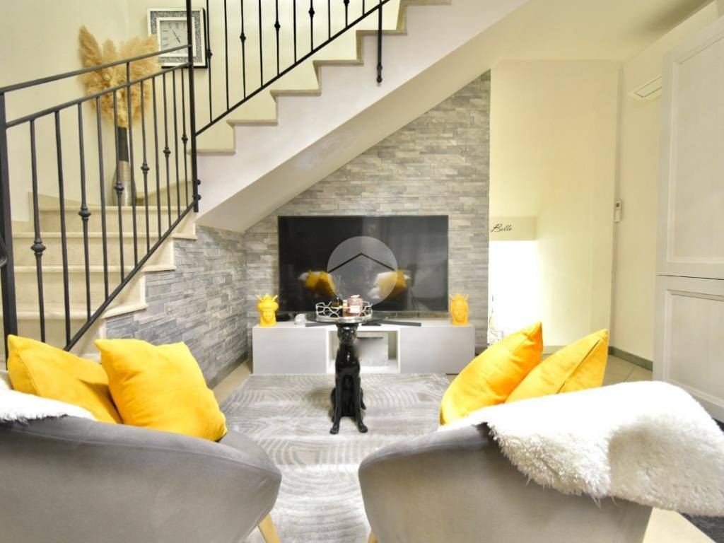 appartamento in vendita a Borghi in zona Lo Stradone