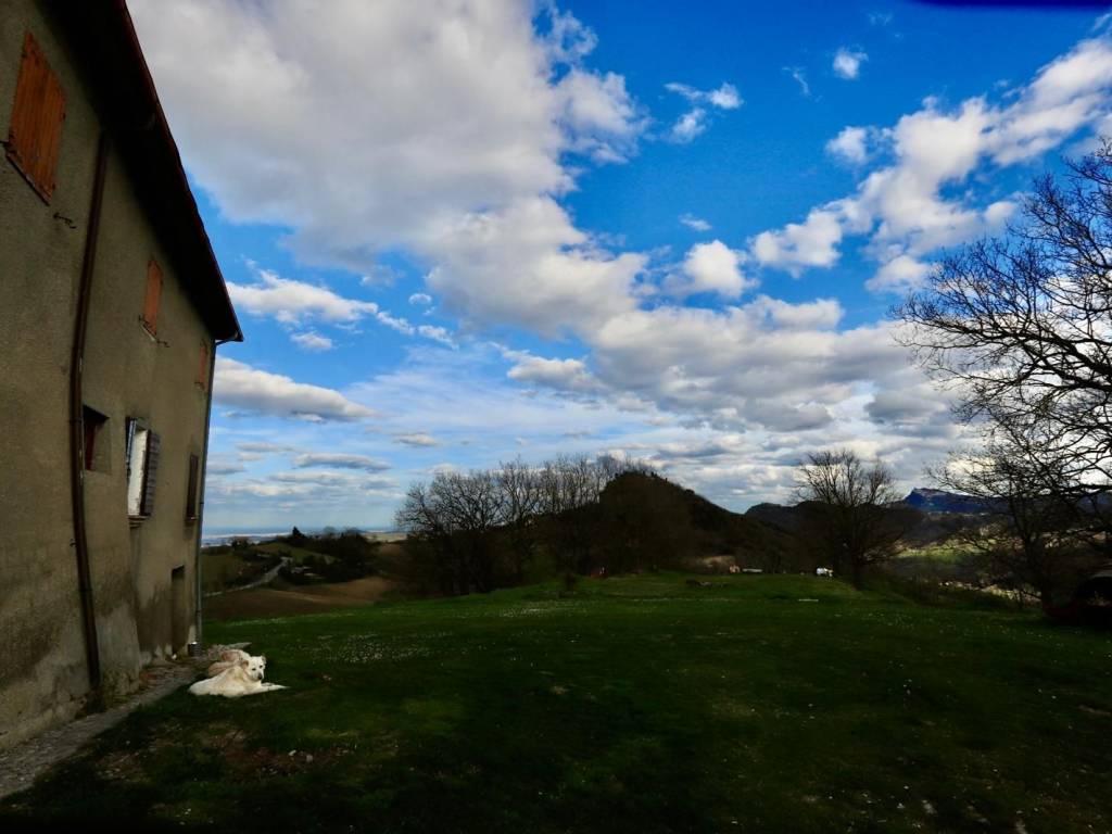 casa indipendente in vendita a Borghi