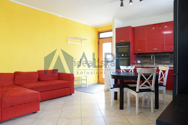 appartamento in vendita a Borghi in zona Lo Stradone