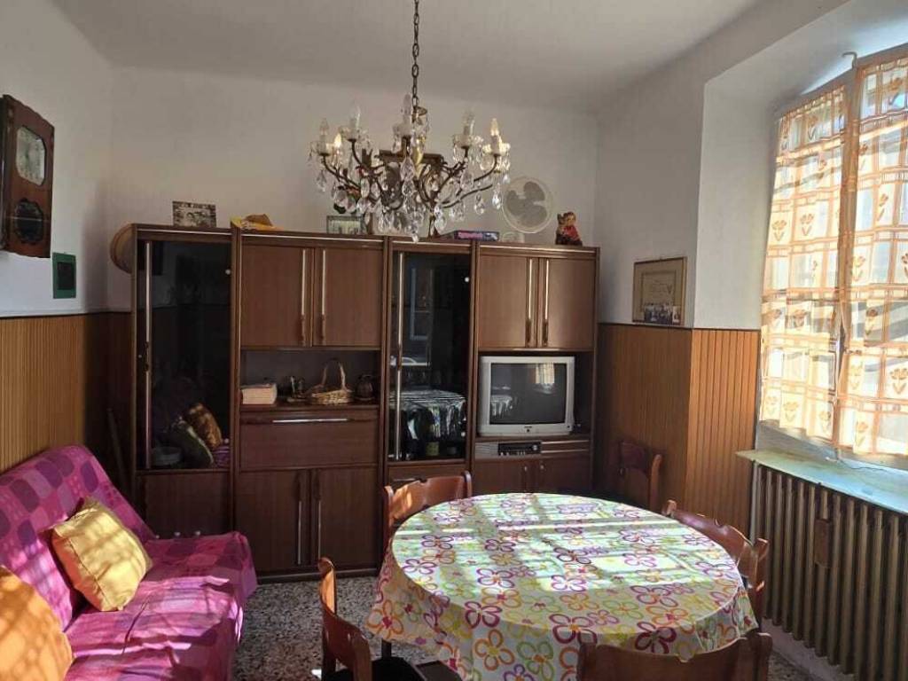 appartamento in vendita a Borghi